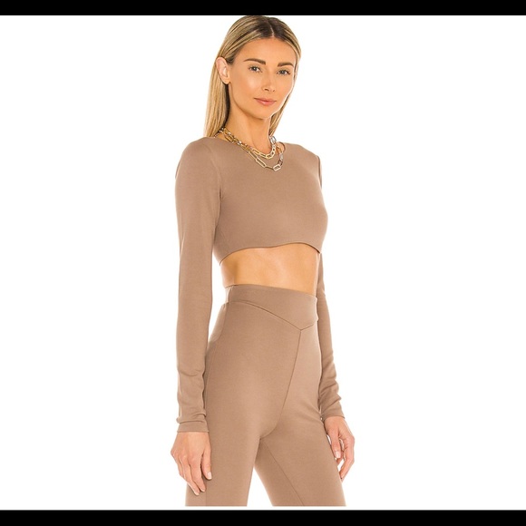 x REVOLVE Ellis Crop Top in Taupe
Michael Costello - Picture 2 of 4